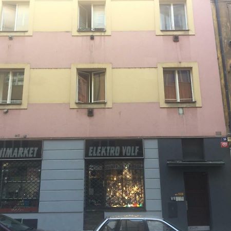 Air Conditioned Terrace Apartment Prag Exterior foto